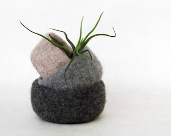 Grey Felted bowls | Eco friendly decor, Grey and natural colors, three nesting bowls, desk organizer