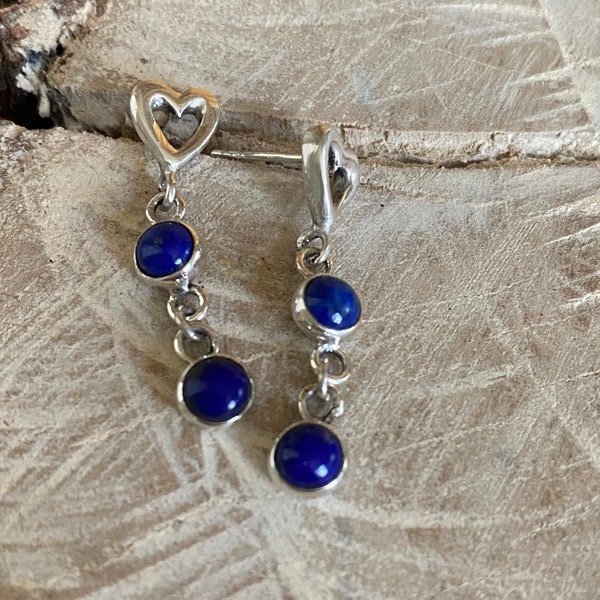 Silver earrings with natural lapis lazuli