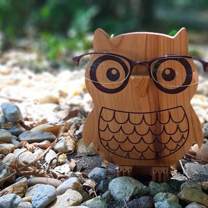 Owl child glasses holder / Wooden eyeglasses stand / Cherry wood