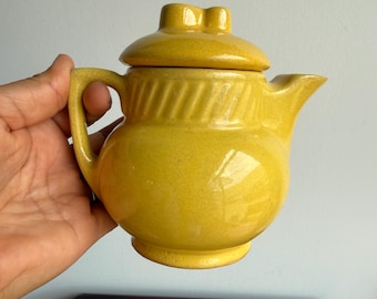 Vintage USA Yellow Ceramic Teapot | Mid Century Mustard Glazed Pottery Farmhouse Decor