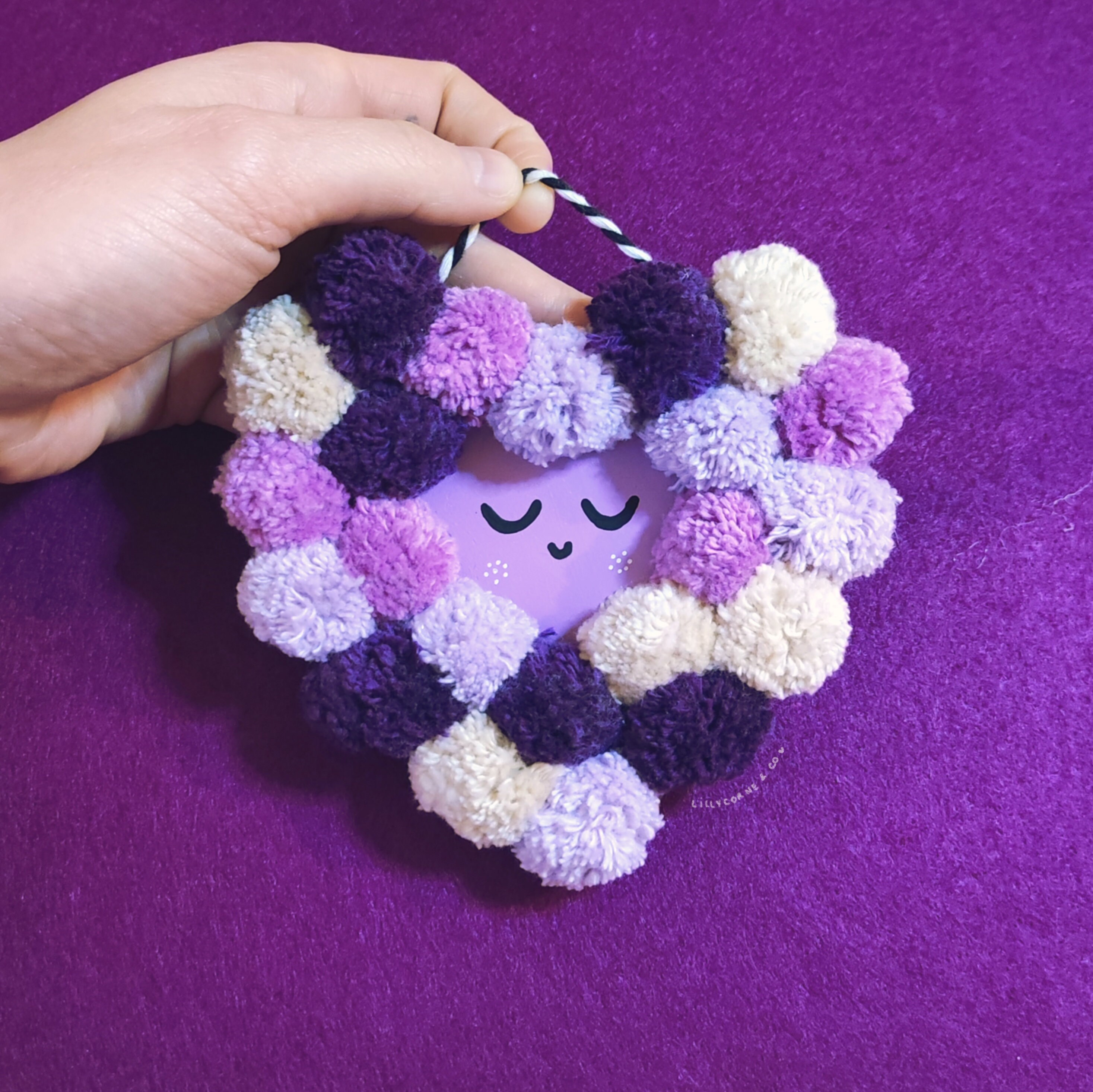 Coeur Pompons - Plusieurs Coloris