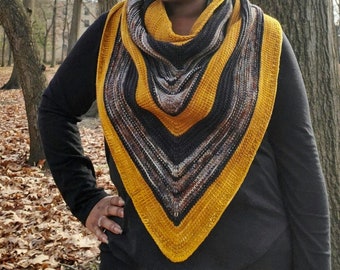 Despite/Tunisian Crochet Triangle Shawl/Wrap