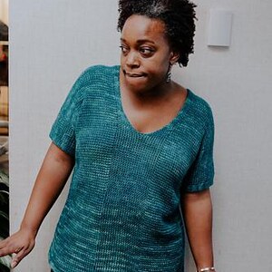 Tunisian Comfort Tee Pattern PDF - V Neck & Positive Ease - Intermediate