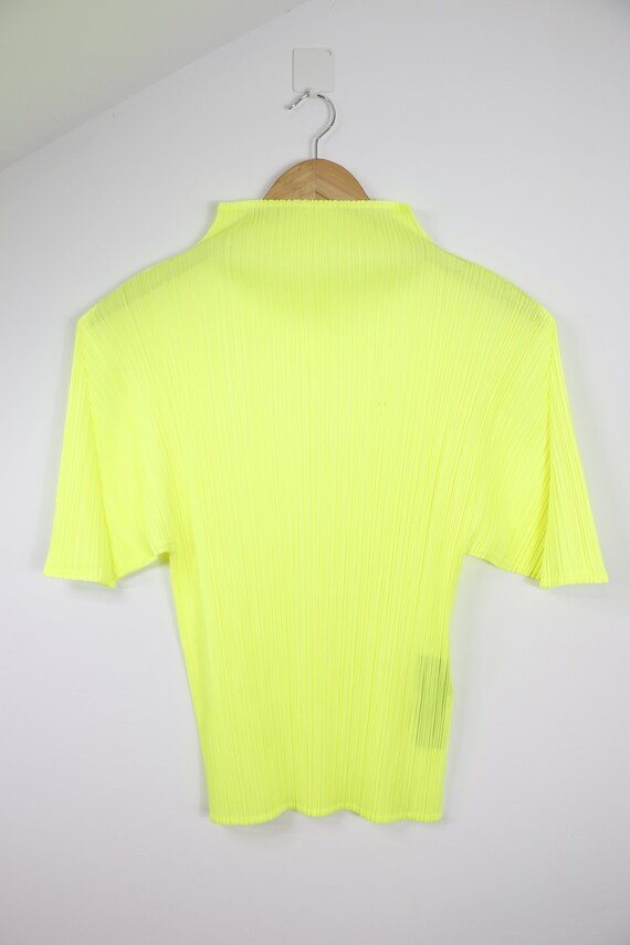 Pleats Please Issey Miyake