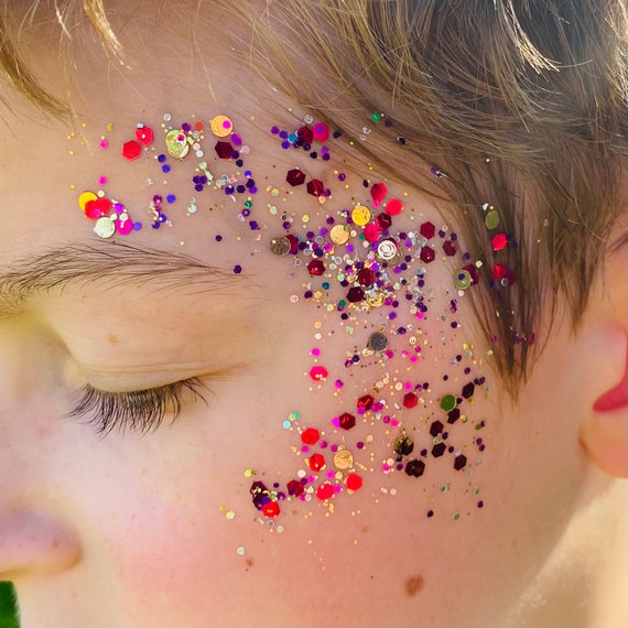 Glitter Face + Body Gel Gold 10ml Make Up Unisex Glitter Face + Body Gel Gold 10ml Make Up Unisex