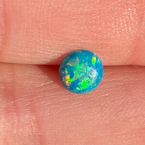 Green opal cartilage stud | forward helix earring | titanium conch jewellery | curated earlobe | tragus labret | 16G body piercing