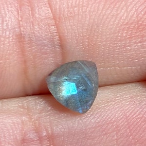 Natural labradorite stud | conch gemstone earring | labradorite forward helix earring | gemstone labret | flat piercing stud