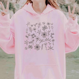 Wildflower-hoodie: een minimalistische trui met bloemenontwerp, het ideale plantenmoedercadeau, het Fairycore-shirt en het botanische moederbloemenshirt