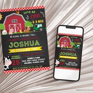 Puede incluir: Una invitaci&oacute;n a cuadros rojos y blancos para una fiesta de cumplea&ntilde;os con tem&aacute;tica de granja. La invitaci&oacute;n presenta un granero rojo, animales de granja y un tractor. El texto de la invitaci&oacute;n dice: "Con un Oink & A Moo & A Cock-A-Doodle-Two... &iexcl;Queremos celebrar contigo! Joshua cumple dos a&ntilde;os. S&aacute;bado 25 de noviembre de 2:00 a 4:00 p.m. Daniel's Farm 1235 Red Farm Street Orlando, Florida 5555 RSVP a Courtney al 555-666-3112".