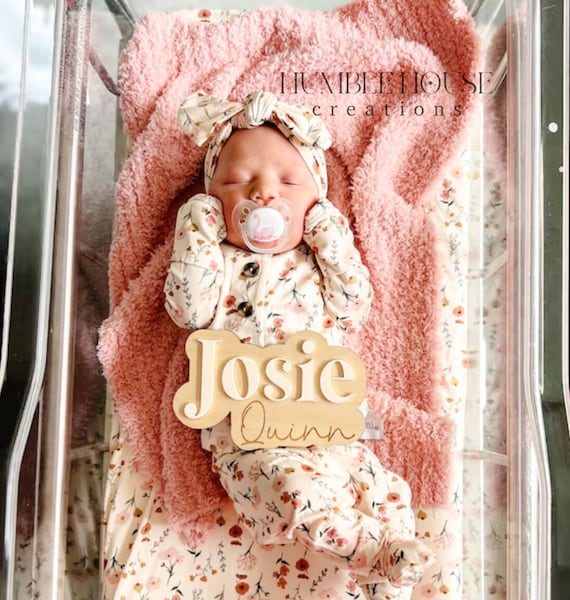 Baby Name Sign, Hospital Announcement Photo Prop, Mini Wooden Name Plaque