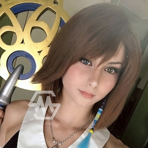 Gekleurde rode jurk van hoge kwaliteit styling fanart Parrucche evocatore Yuna - kostuum-cosplay Final Fantasy X