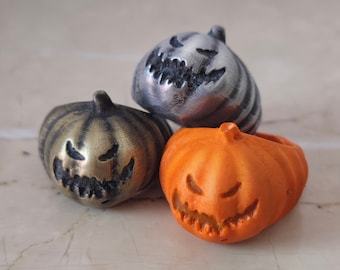 Smiling Jack-o-Lantern Ring - Halloween Pumpkin ring Jewelry trick or treat resin aluminum and brass powder Jewellery handmade scary spooky
