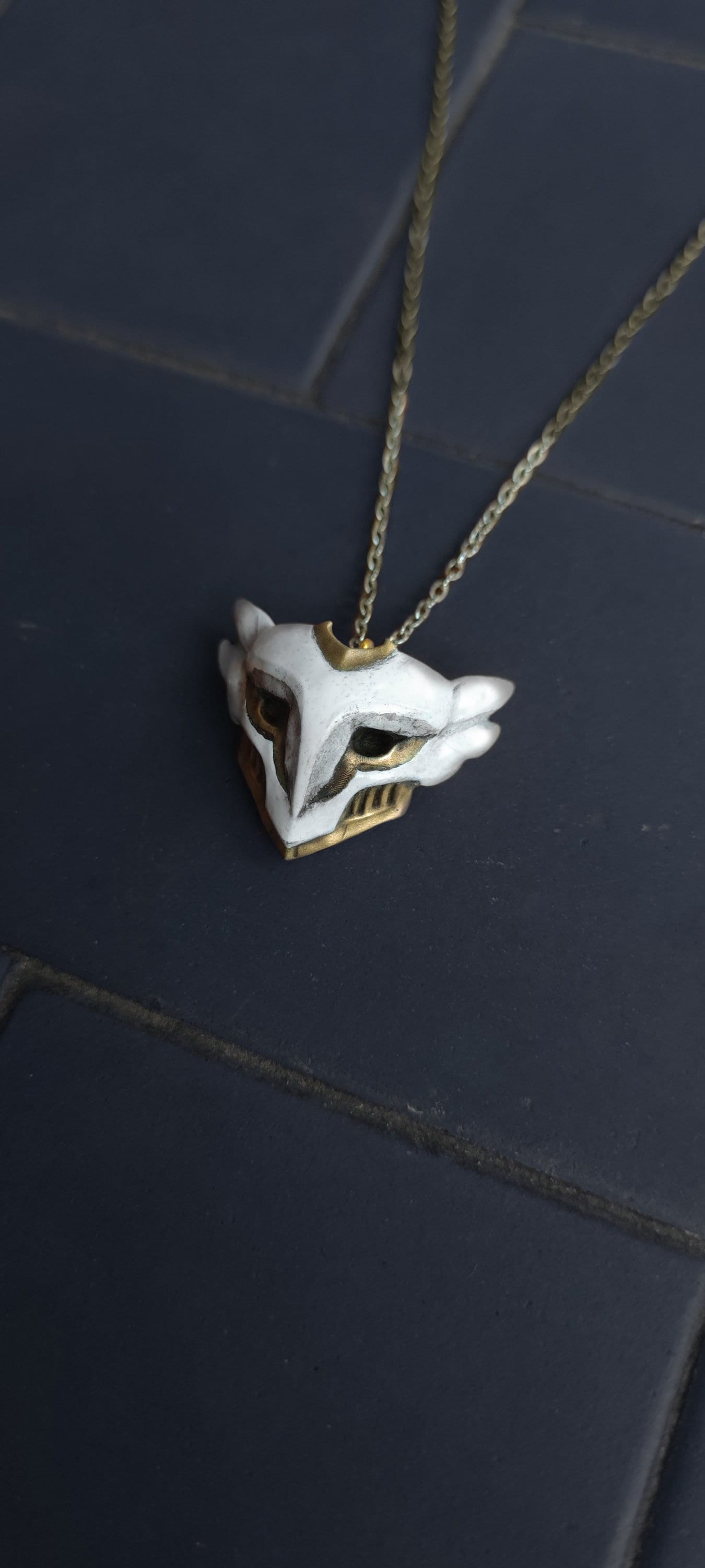 Ekko mask Owl guy from Arcane necklace - League of Legends brass pendant hextech shimmer Jinx Vi Jay