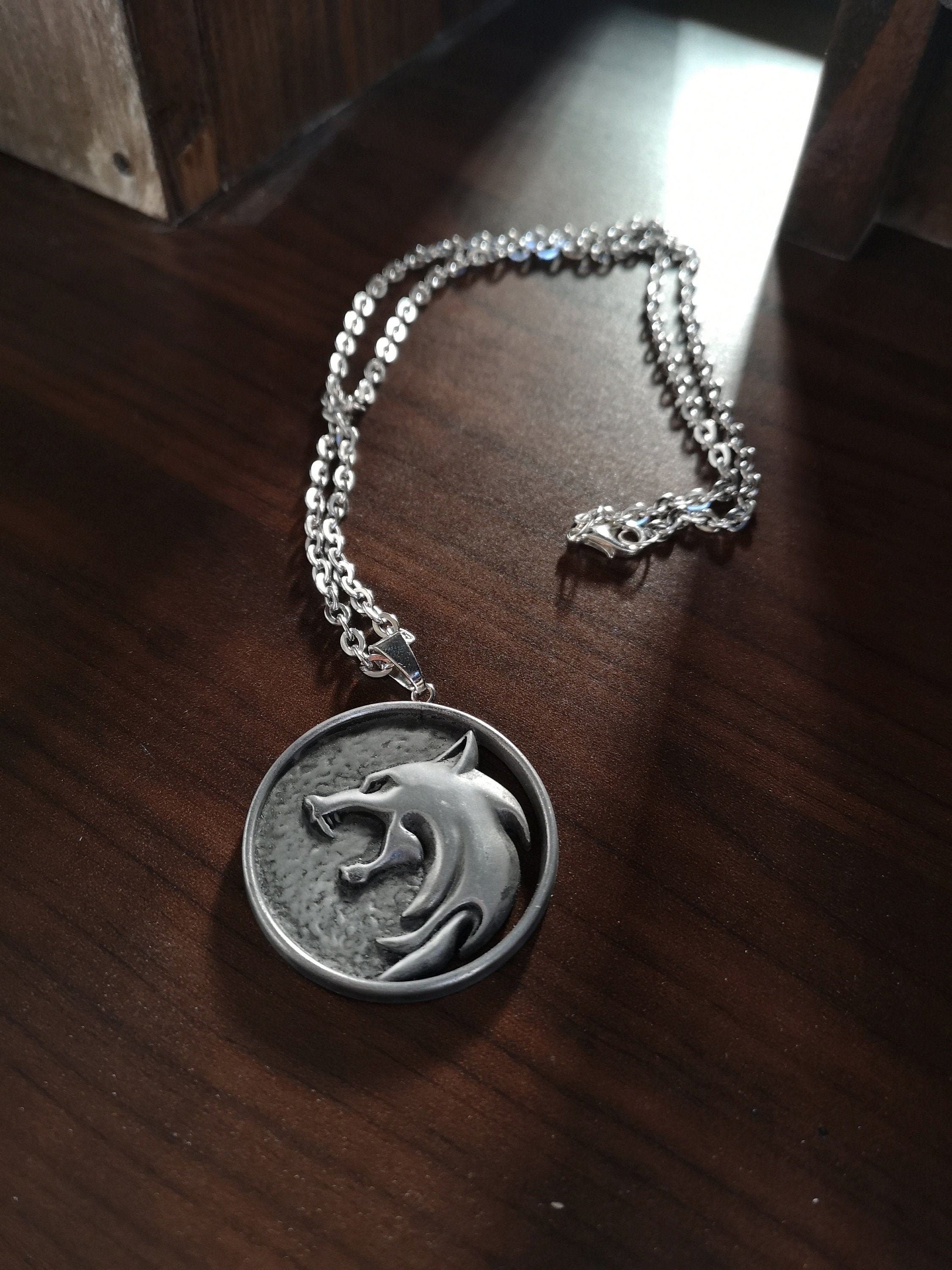 White Wolf Necklace Medallion Geralt of 