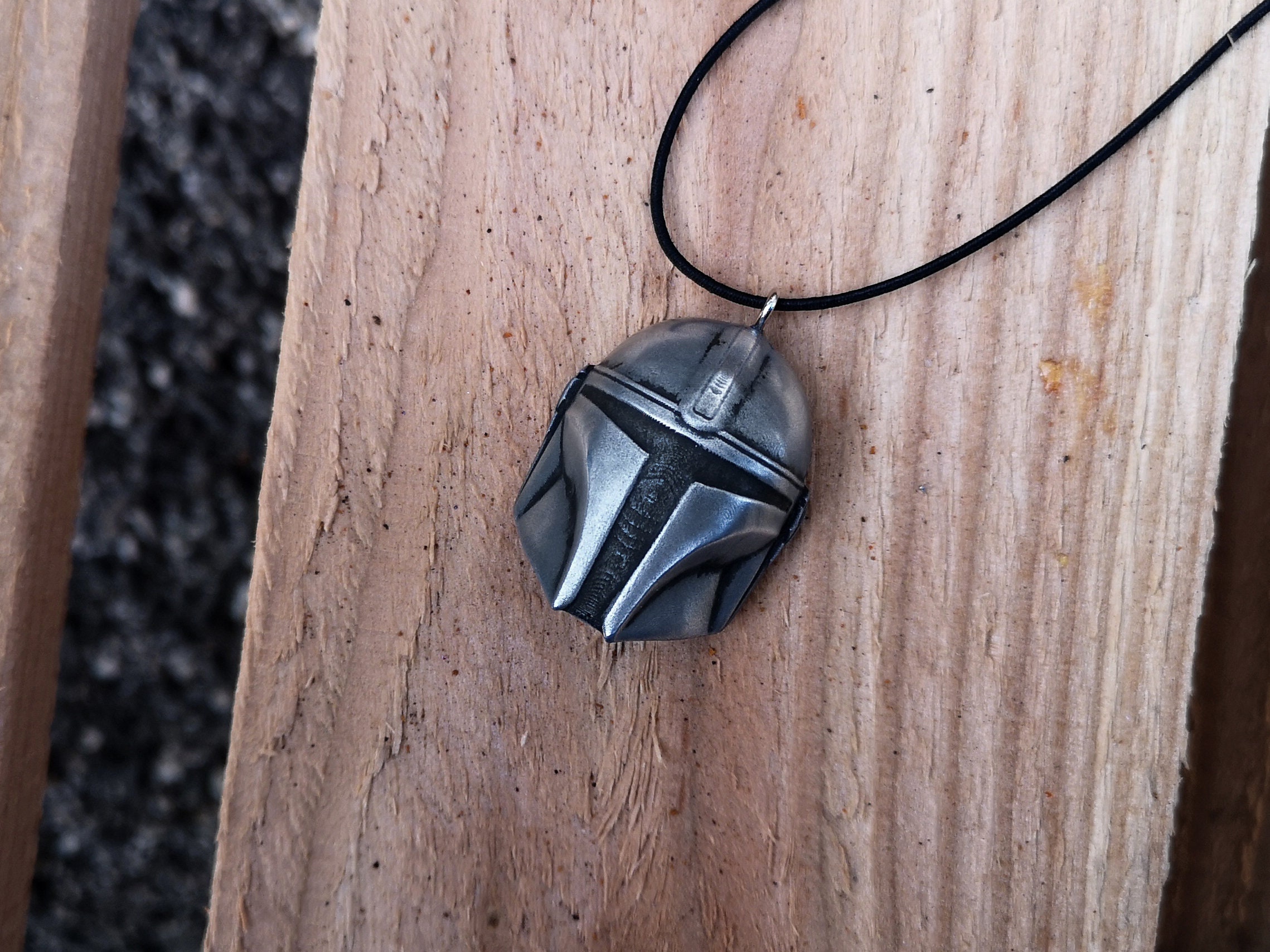 Star Wars Mandalorian Necklace the 