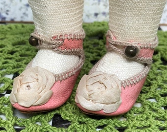 Leather doll shoes " candy pink"  size  2 " - 5 cm for an antique doll .