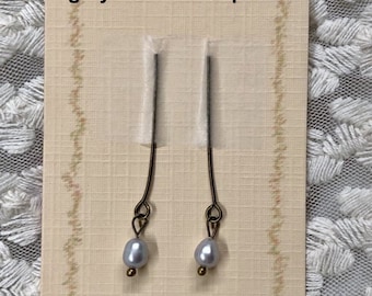Beautiful doll earrings doll ear pendants jewelry for antique doll, grey freshwater pearl.