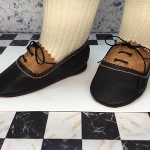 Leather doll shoes 9,2 cm  -   3  5\8 &quot;  Oxford style for an antique doll black and oker.