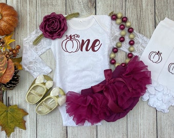Baby Girl First Lace Birthday Outfit - 1st Birthday Outfit in Burgundy and Gold - Cake Smash - Birthday Photos