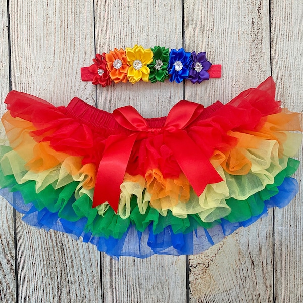 Rainbow baby - Baby Girl Rainbow Tutu Bloomers - Newborn Photos - Cake Smash - Baby Shower Gift