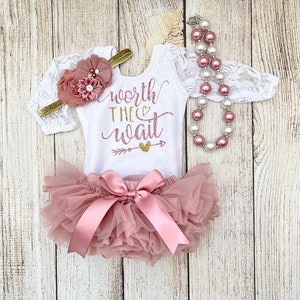 Baby Girl Coming Home Outfit Worth The Wait in Rose Gold and Dusty Pink Vintage Pink Tutu Bloomers Newborn Photos Preemie Baby Lace+Tutu+Hb+Nckl