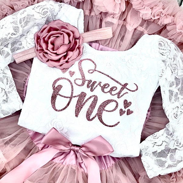 Baby Girl Lace Sweet One First Birthday Outfit in Rose Gold - Baby Girl Birthday Outfit with Tutu Bloomers- Cake Smash - Glitter Heart