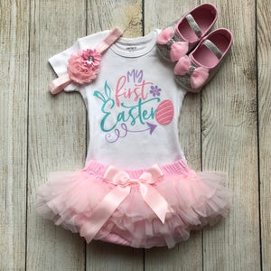 My First Easter Outfit - Baby Girl Easter Outfit with tutu bloomers - Silver and pink glitter shoes - Easter egg hunt