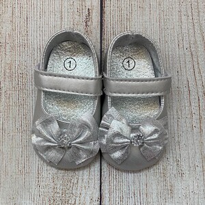 My First Easter Outfit Baby Girl Easter Outfit with tutu bloomers Silver Glitter Shoes-Easter Egg Hunt Easter Pictures Easter image 8