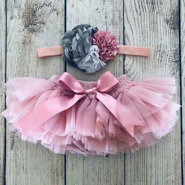 Baby Girl Ruffle Tutu Bloomer - Rose Gold, Dusty Pink and Gray - Newborn Photos - Cake Smash - Baby Shower Gift - Diaper Cover - Premie Baby