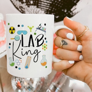 Mug Lab King, cadeau scientifique, cadeau technicien scientifique, tasse de laboratoire, cadeaux de laboratoire, carte de laboratoire, cadeau pour tasse scientifique