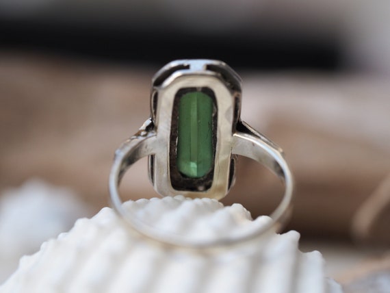 Antique Cocktail Ring with green Tourmaline and D… - image 7