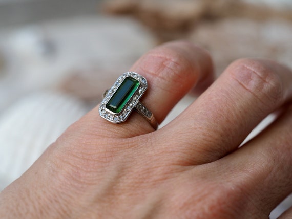 Antique Cocktail Ring with green Tourmaline and D… - image 9