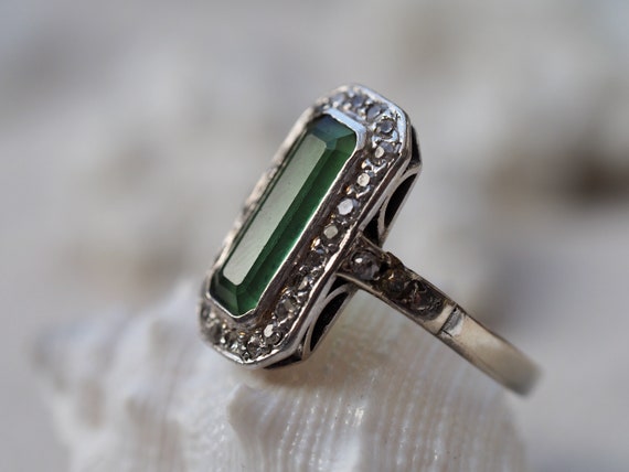 Antique Cocktail Ring with green Tourmaline and D… - image 8