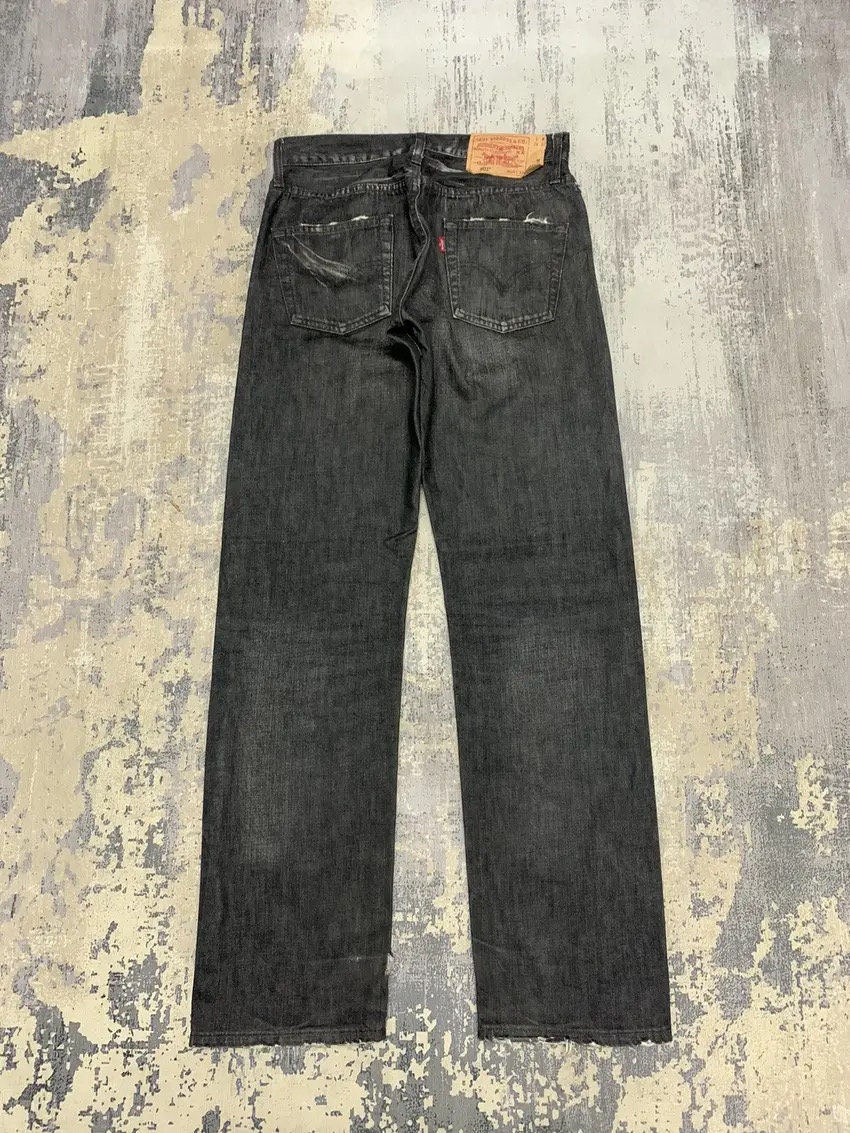パンツ 1990s LEVI'S 501 CRUSHED DENIM W32 L32 Size 30x32 Vintage 1990s Levi's 501 Faded Dirty Jeans