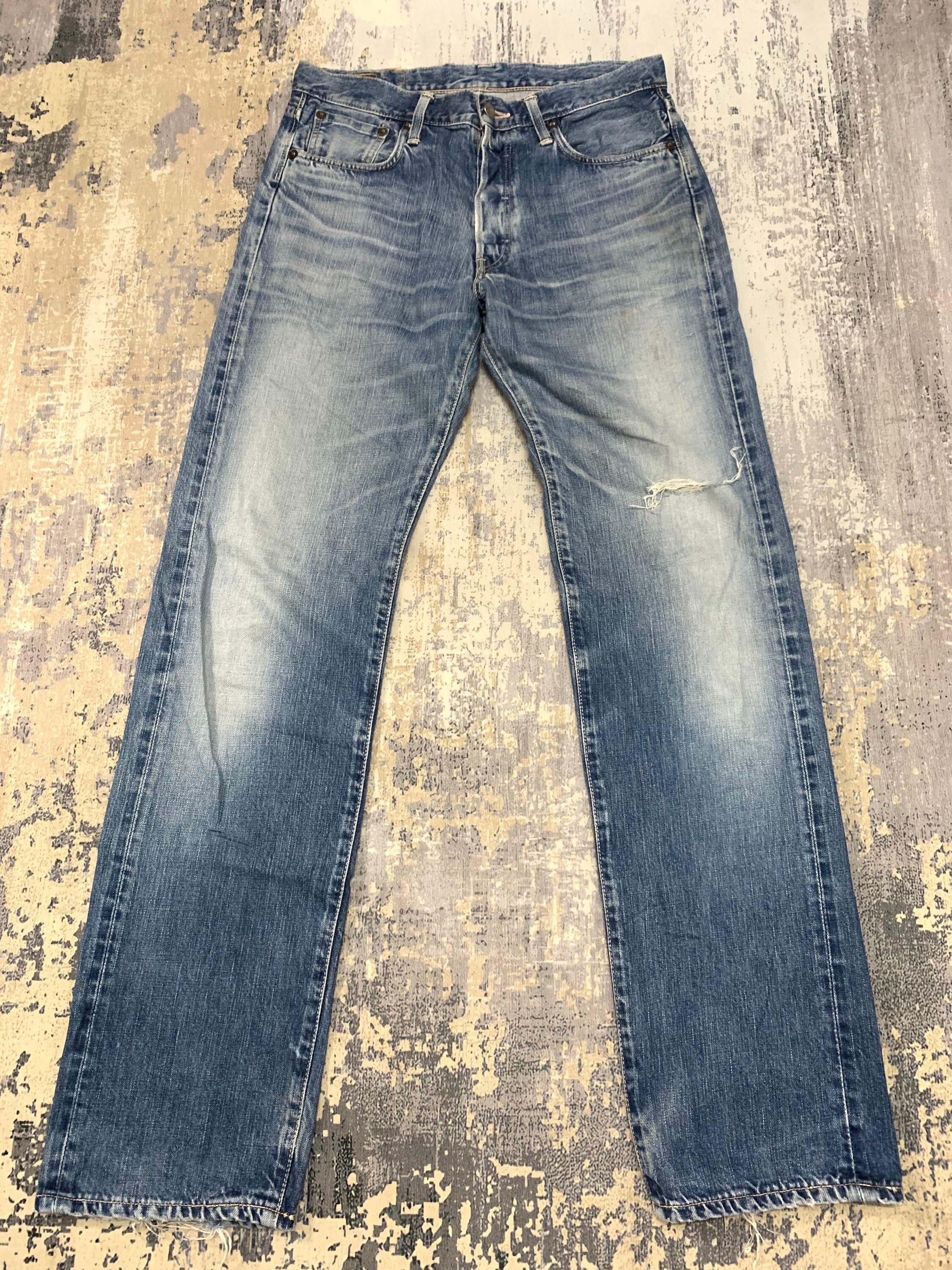 Vintage Edwin 505 Selvedge Jeans: Distressed Light Wash Denim
