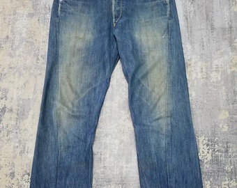 Vintage Levi's Engineered Loose Cut Jeans Cinch Back / American