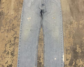 Pantalones vaqueros Levi's 505 vintage de los 90, lavado claro, denim desgastado de pierna recta, fabricados en EE. UU., con estampado grunge y salpicaduras de pintura, talla W34 para hombre.