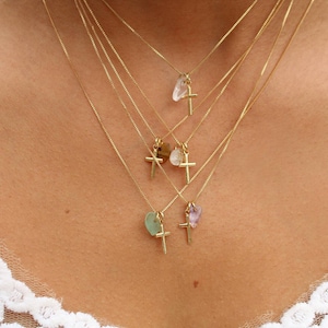 Kleines Kreuz Halskette, zierliches minimalistisches Kreuz, 18K Gold Filled Kette, Amethyst Jade Citrin Tigerauge Kristall, Osterschmuck