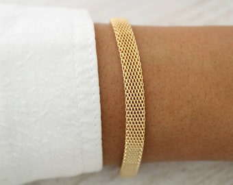 Gold Bismark Chain Bracelet, Chunky flat Gold Chain Bracelet, Elegant Golden jewelry