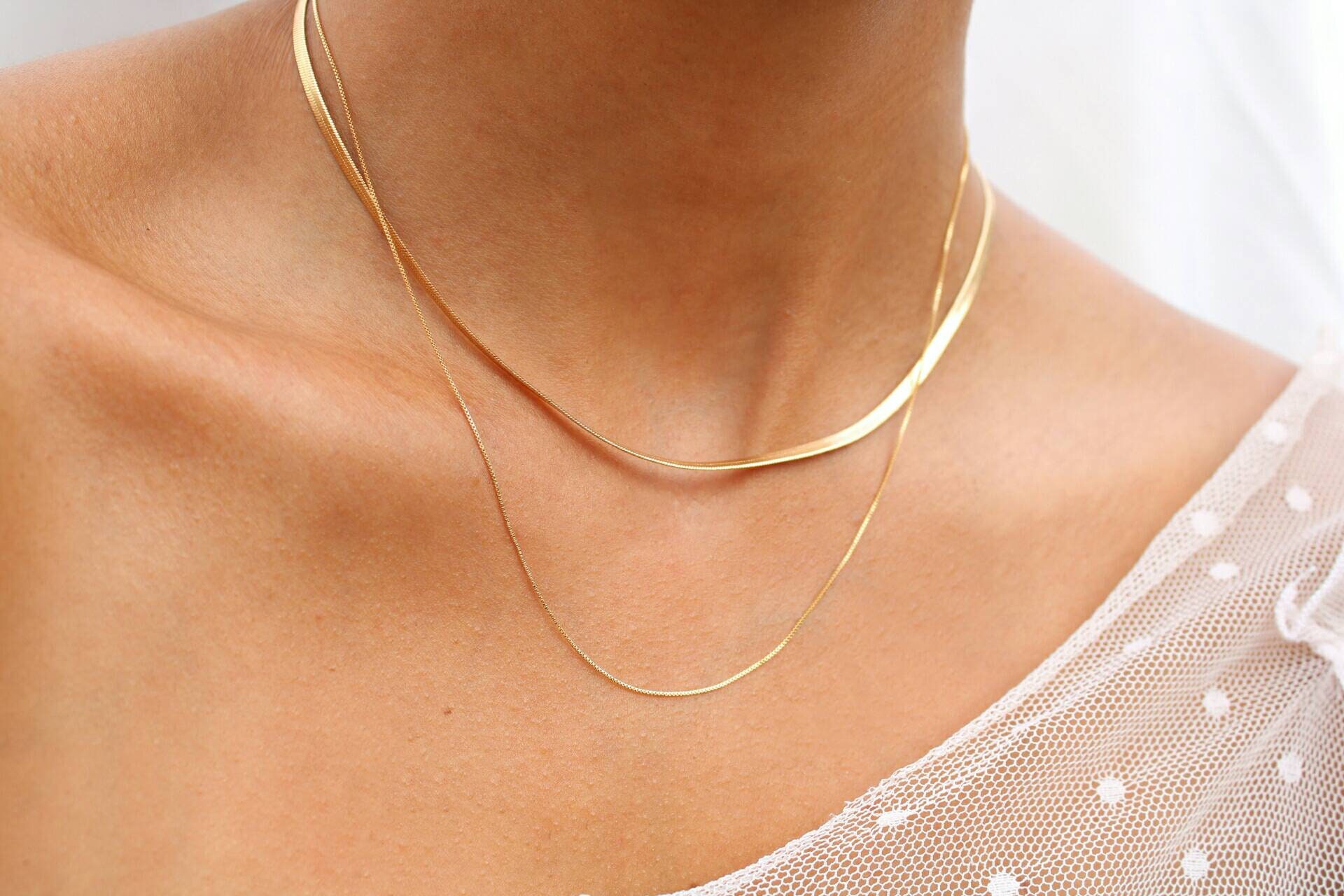  Vavily Minimalist Thin 18K Gold Chain Box Necklace