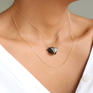 Peridot Necklace, Raw Genuine Crystal Necklace, Minimalist 18K Gold Filled Chain, August Birthday Gift, Summer Jewelry