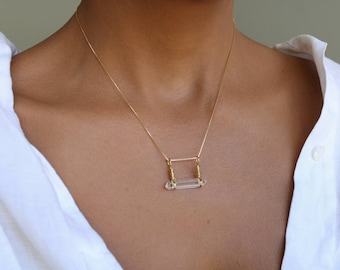 Clear Quartz Necklace, Raw Genuine Crystal Jewelry, April Birthstone Jewelry, 18k Minimalist Gold Filled Chain, Horizontal Quartz Necklace