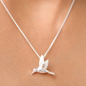 Humming Bird 925 Sterling Silver Necklace Dainty Minimalist Jewelry