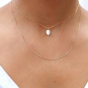 White Nacre Leaf Necklace: Waterproof 18K  GoldLaminated Dainty Chain