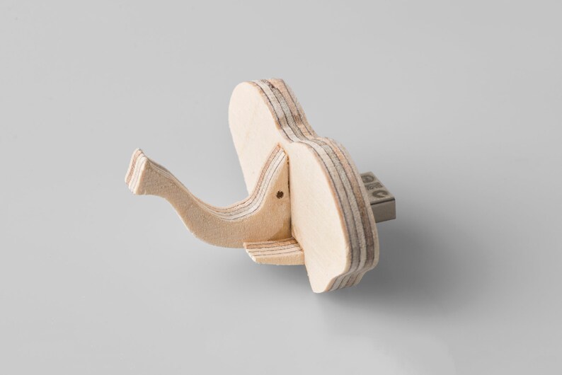 Elephant Elephant USB 16GB Flash Drive