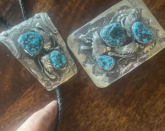 Fivela de cinto estilo navajo vintage em prata de lei com turquesa e gravata bola. Presente exclusivo para o Dia dos Pais, com qualidade e tamanho diferenciados.