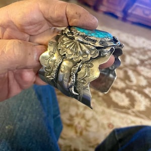 Monster Navajo old vintage style cuff bracelet handmade chunky bling nice gift unique and authentic sterling silver natural Morenci stone