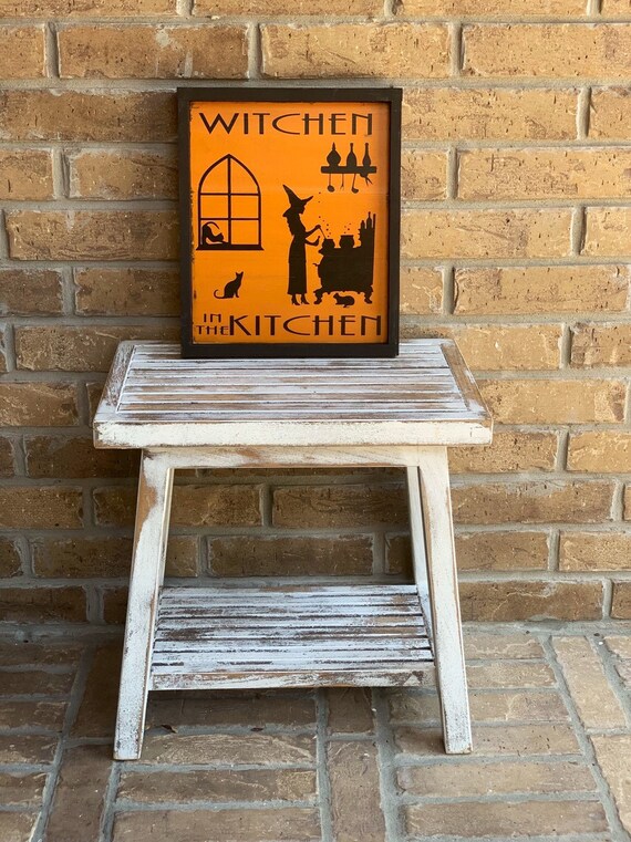 halloween kitchen decor