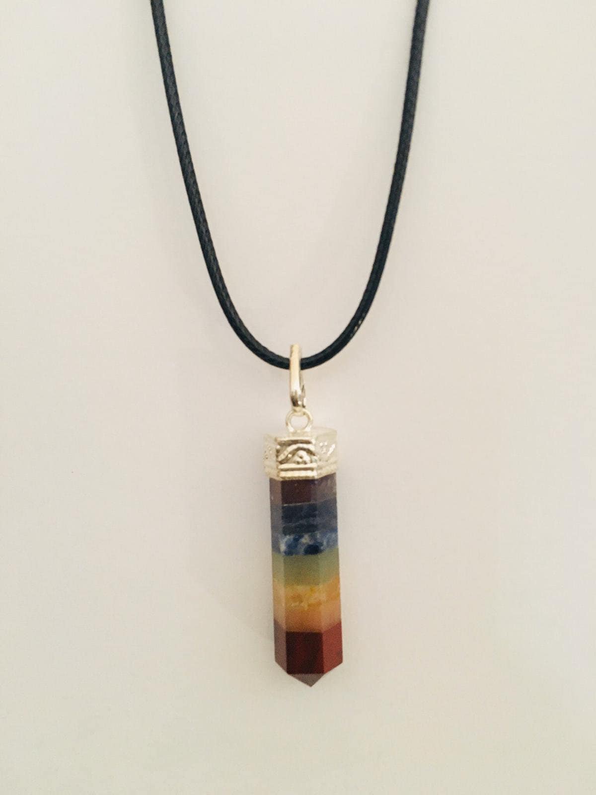 Necklace SU Gemstone Natural Crystal Quartz Healing Point Chakra Stone Pendant Necklace SU Gemstone Natural Crystal Quartz Healing Point Chakra Stone Pendant