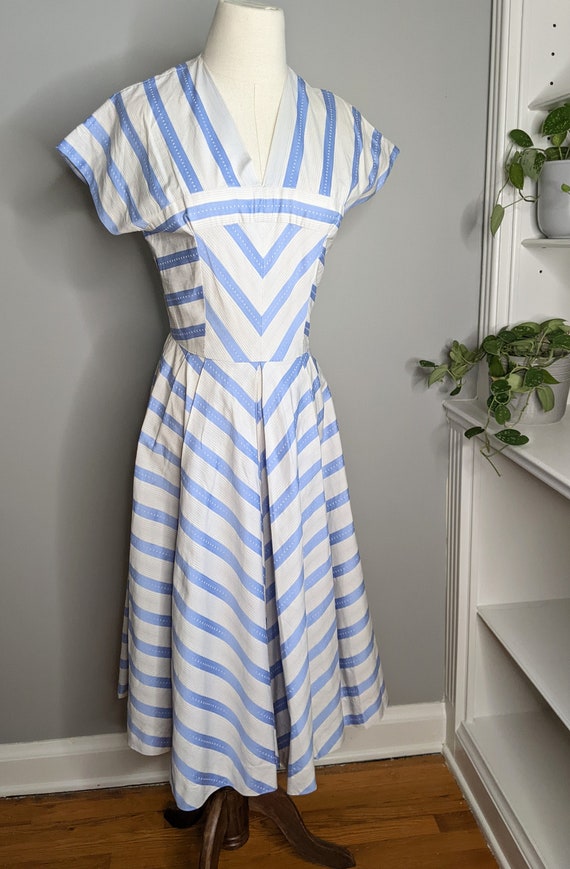 1950's ice blue chevron party dress - image 4